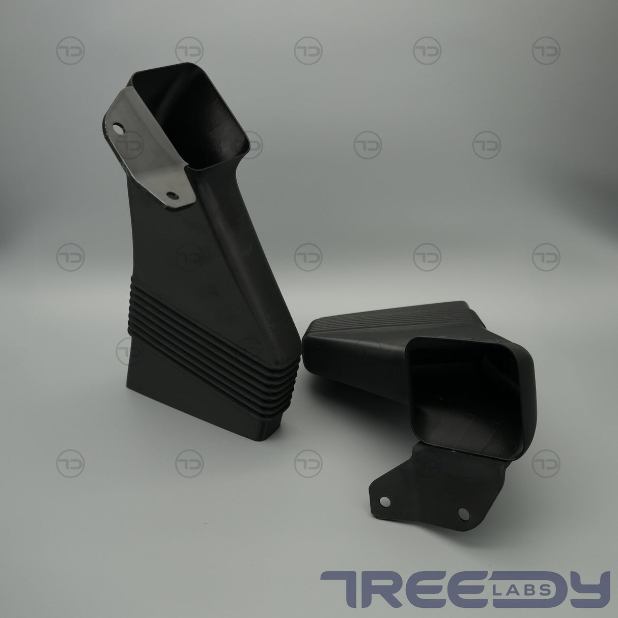 BMW E34 5-Series Front Brake Cooling Ducts - M-Tech - 51712254325 & 51712254326 - Detail Shot