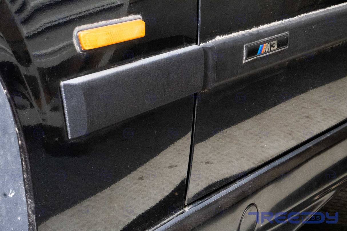 BMW E36 M3 Sedan Front Fender Molding | RIGHT | 51132250072 - Alternate View